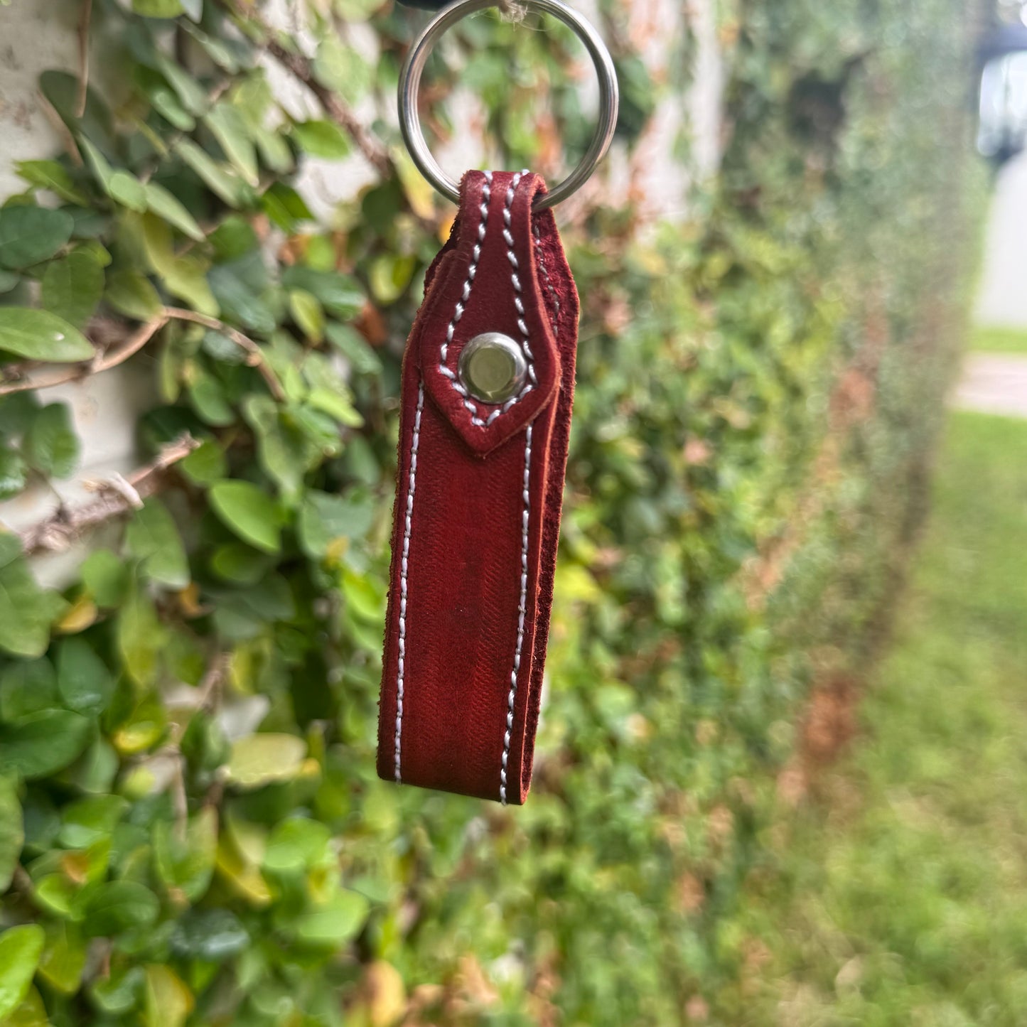 Leather Loop keychain | Handmade in Mexico | Cowboy and western design | Gift | key charm