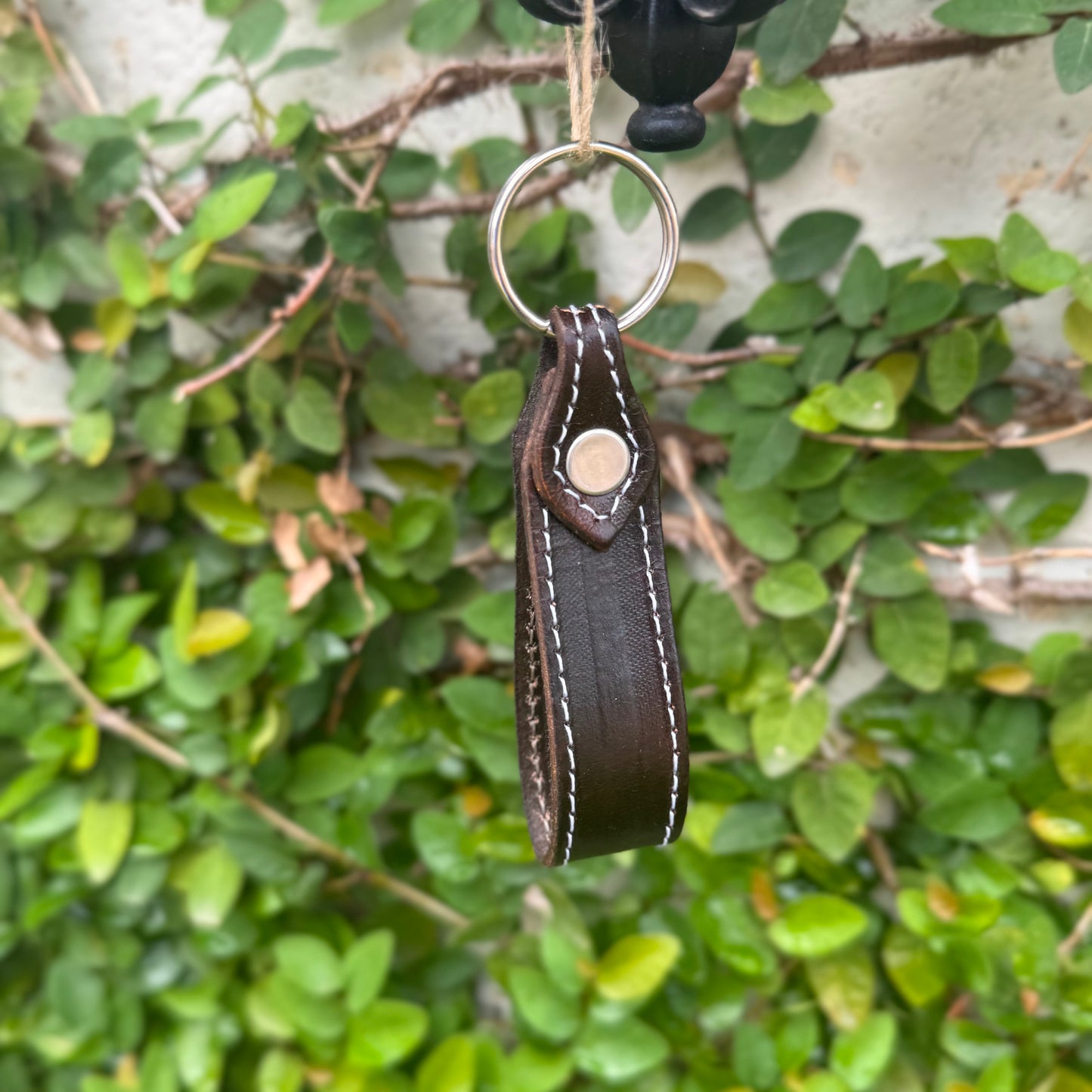Leather Loop keychain | Handmade in Mexico | Cowboy and western design | Gift | key charm