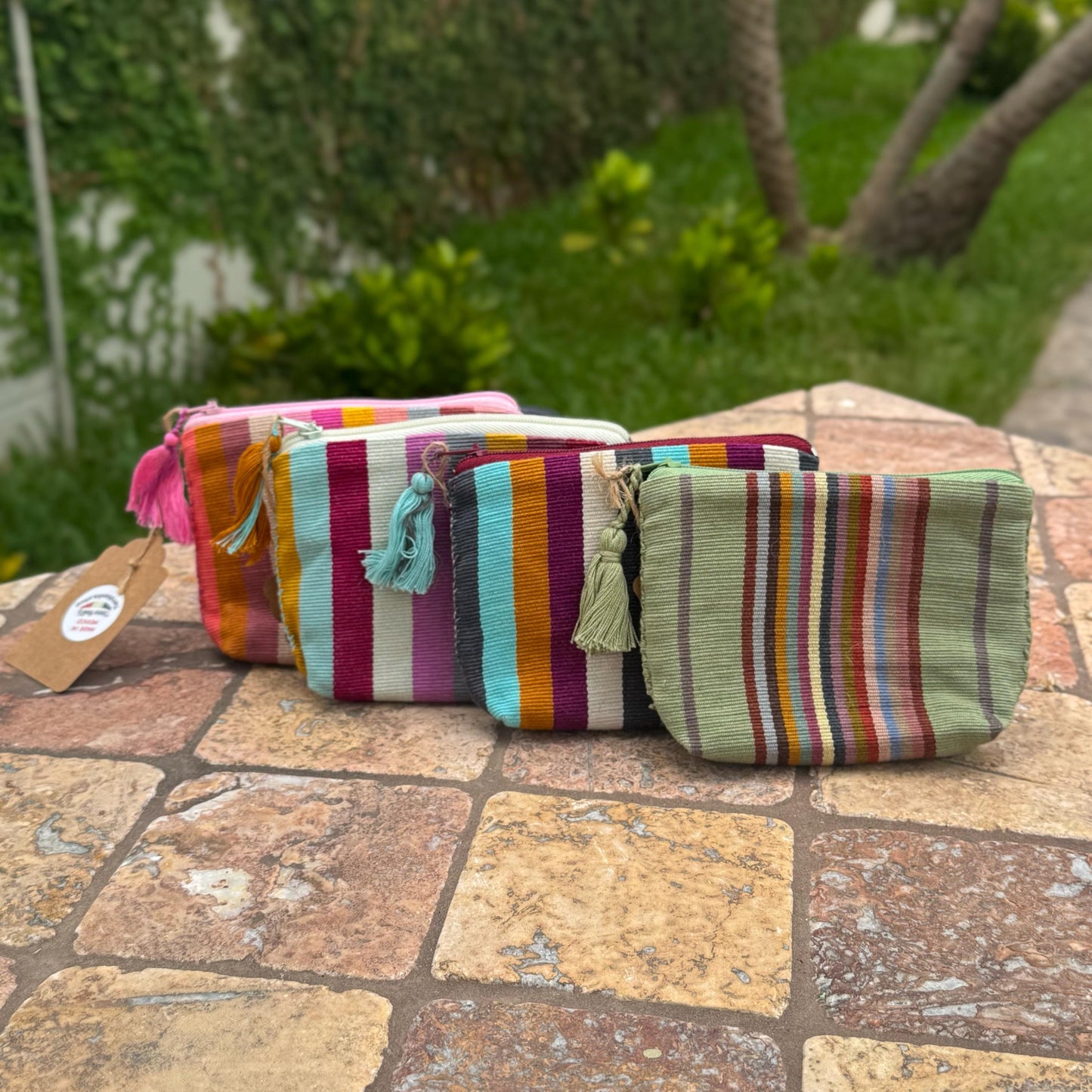 Mexican woven small purse "Monedero" | Hand sewn in Mexico | Vibrant colorful striped bag with tassel | Perfect gift