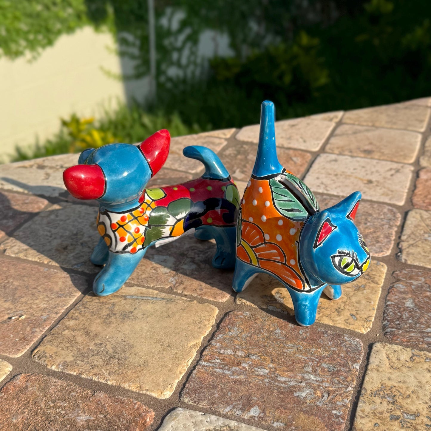Talavera ceramic chihuahua dog and ceramic ring holder cat duo | Handmade in Mexico | bedroom decor | Outdoor and patio decor |