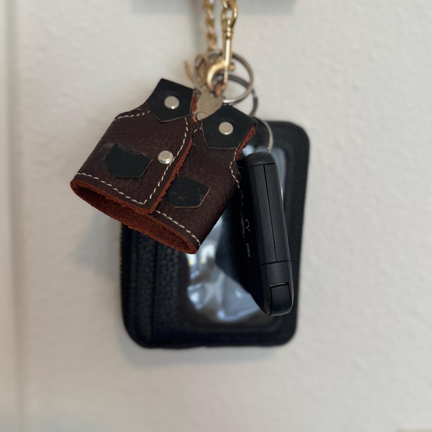 Leather cowboy vest keychain | Handmade in Mexico | key charm | Cowboy and western themed