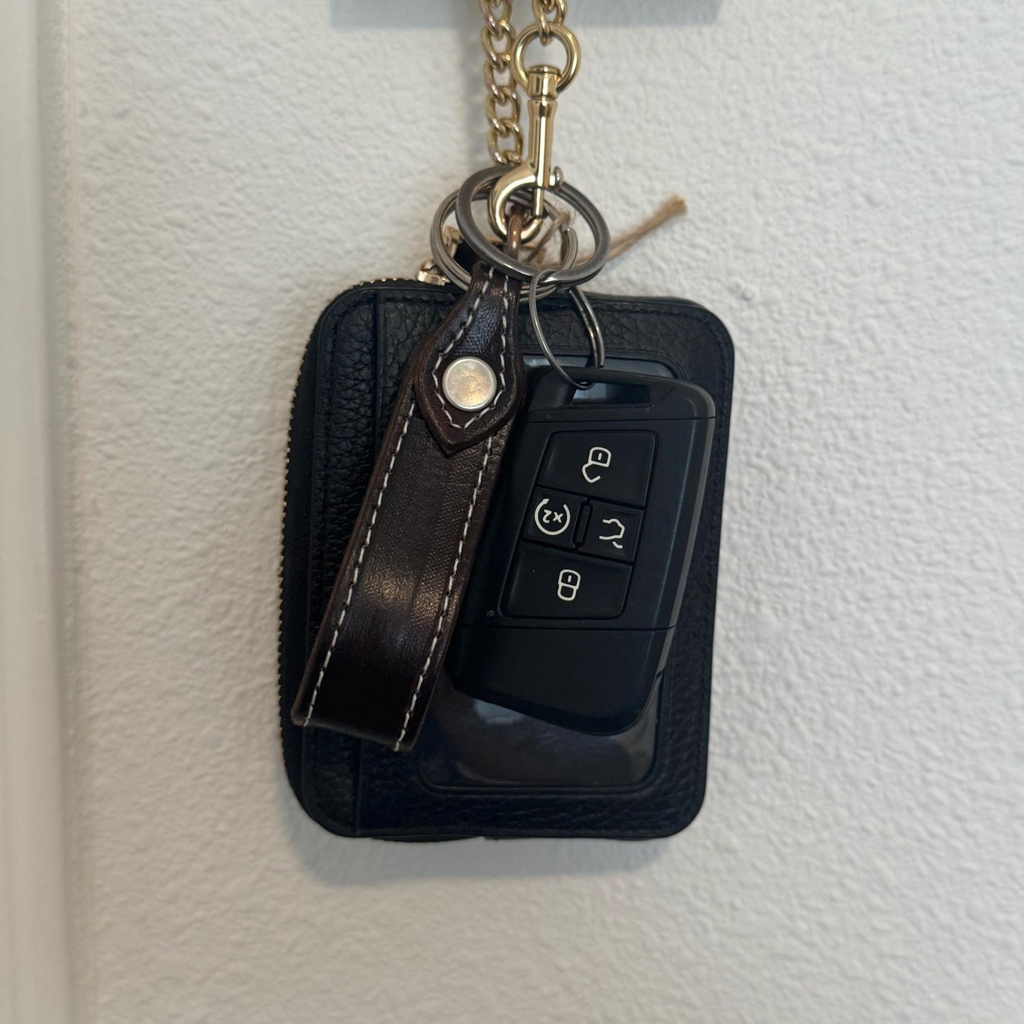 Leather Loop keychain | Handmade in Mexico | Cowboy and western design | Gift | key charm