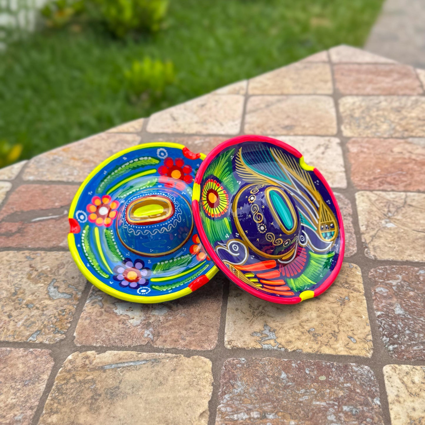 Mexican sombrero Ashtrays | Handmade and hand painted in Mexico | Colorful and vibrant talavera ashtrays | Party favors