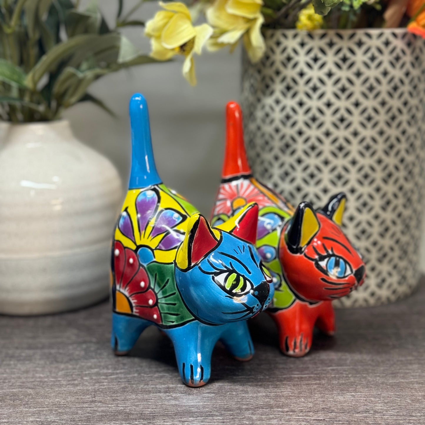 Ceramic Cat Ring Holder & Coin Bank Talavera Mexican Pottery Kitten Statue Cat Figurine Gift for Cat Lovers Jewelry Organizer Ring Tray